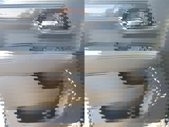 New 2026 GMC Yukon Elevation image 18