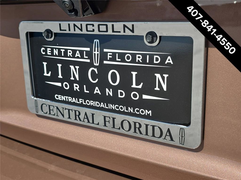 New 2026 Lincoln Navigator L Black Label AWD/4WD image 5