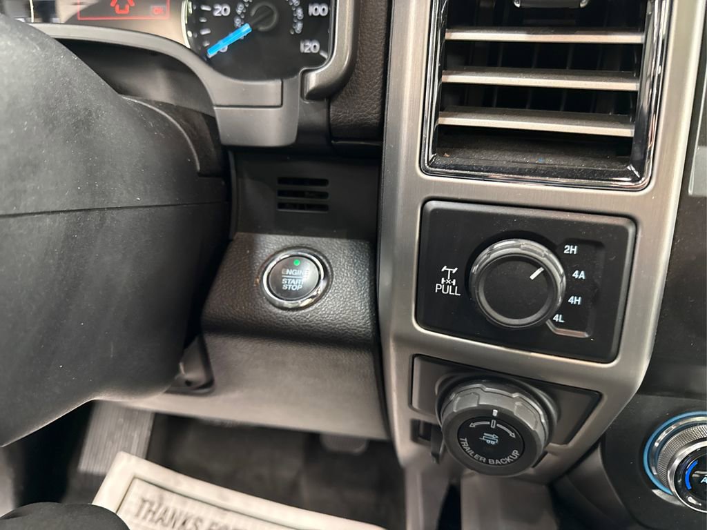 Used 2019 Ford F150 Platinum w/ Equipment Group 701A Luxury image 31