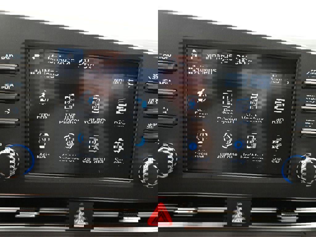 New 2025 Hyundai Elantra Sport image 13