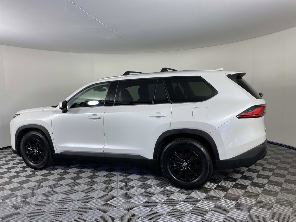 Used 2024 Toyota Grand Highlander AWD image 5