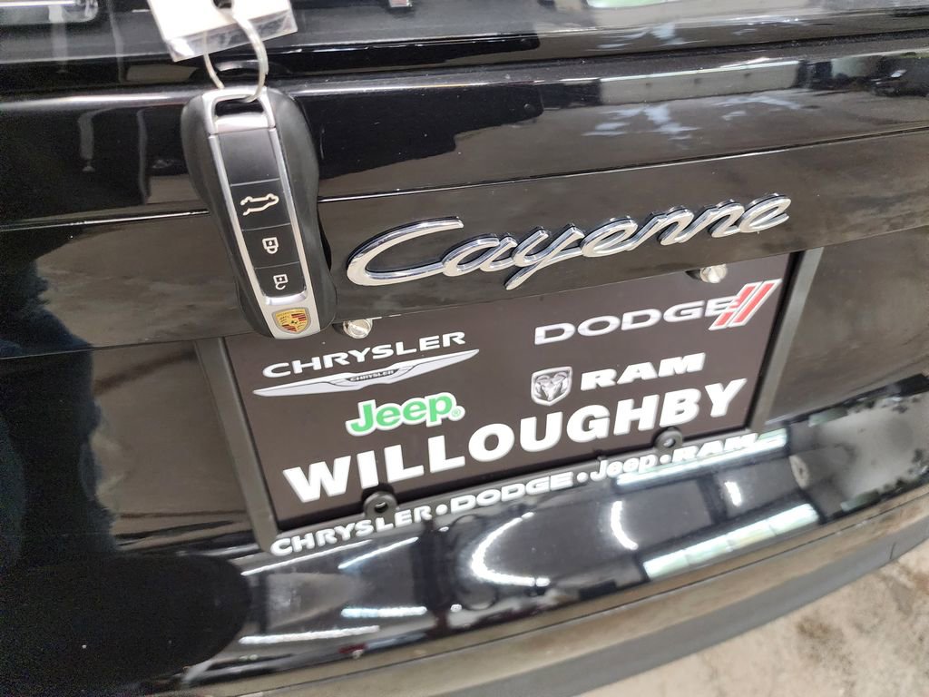 Used 2019 Porsche Cayenne AWD/4WD image 40