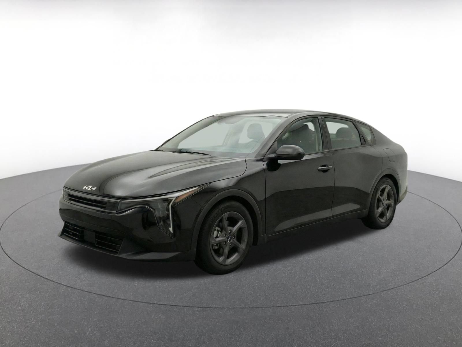 Used 2025 Kia K4 FWD image 3