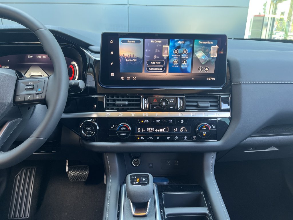 New 2026 Nissan Pathfinder SL FWD image 17