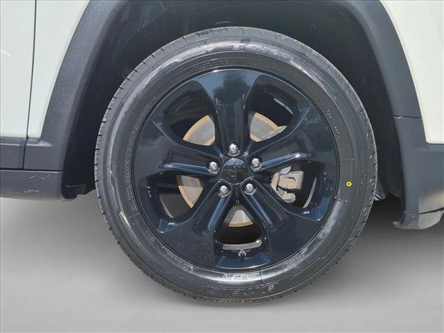 Used 2021 Jeep Compass Latitude FWD image 22