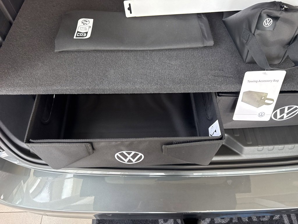 New 2025 Volkswagen ID. Buzz Pro S Plus image 22