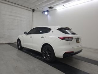 Used 2023 Maserati Levante Modena image 8