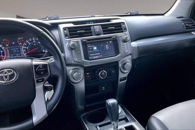 Used 2016 Toyota 4Runner 4WD image 9