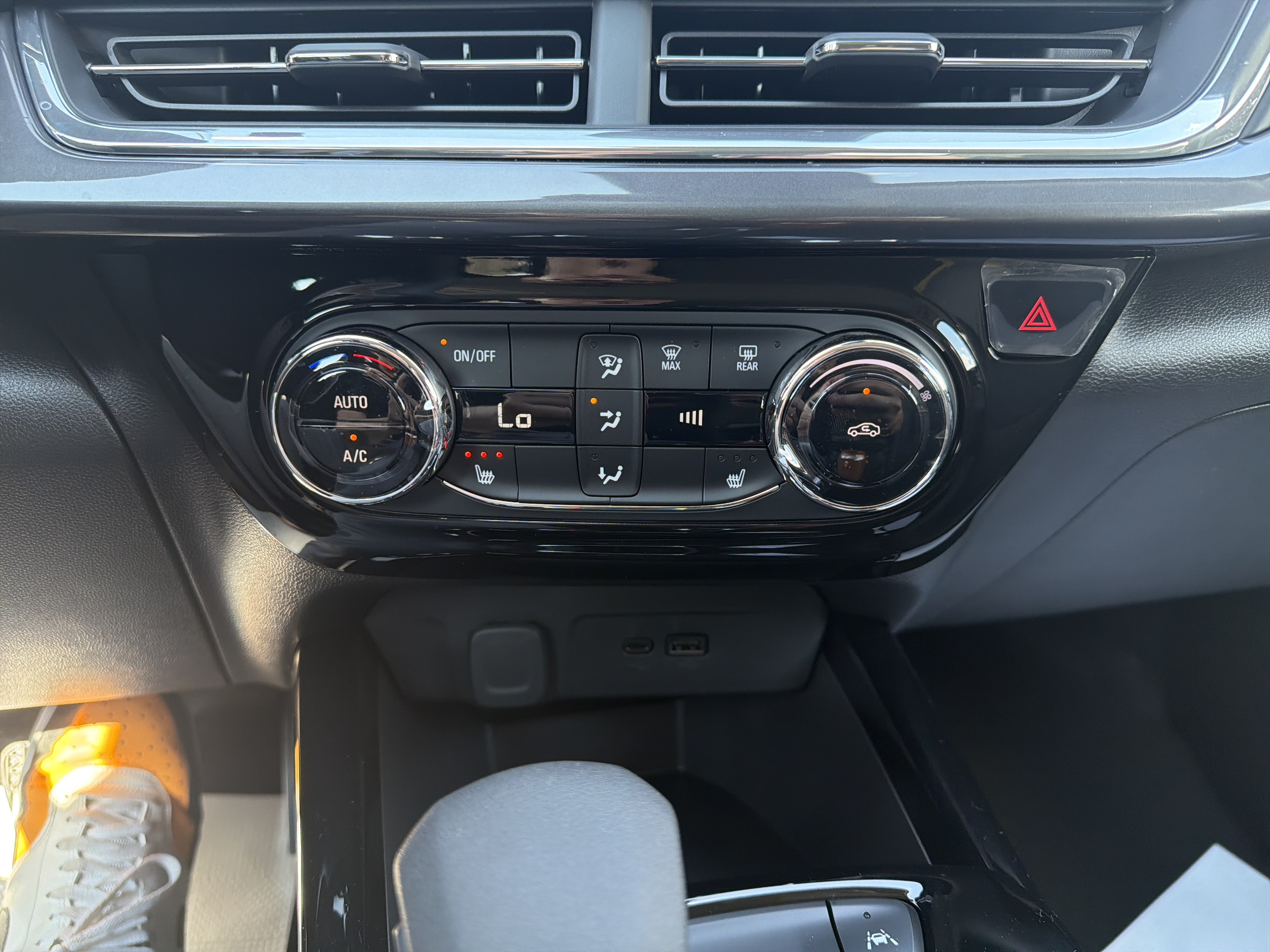 New 2026 Chevrolet Trax ACTIV w/ Driver Confidence Package FWD image 26