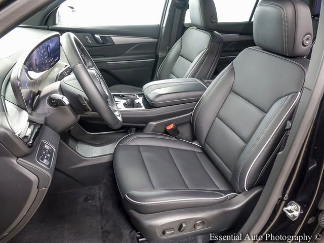 Certified 2025 Buick Enclave Preferred image 9