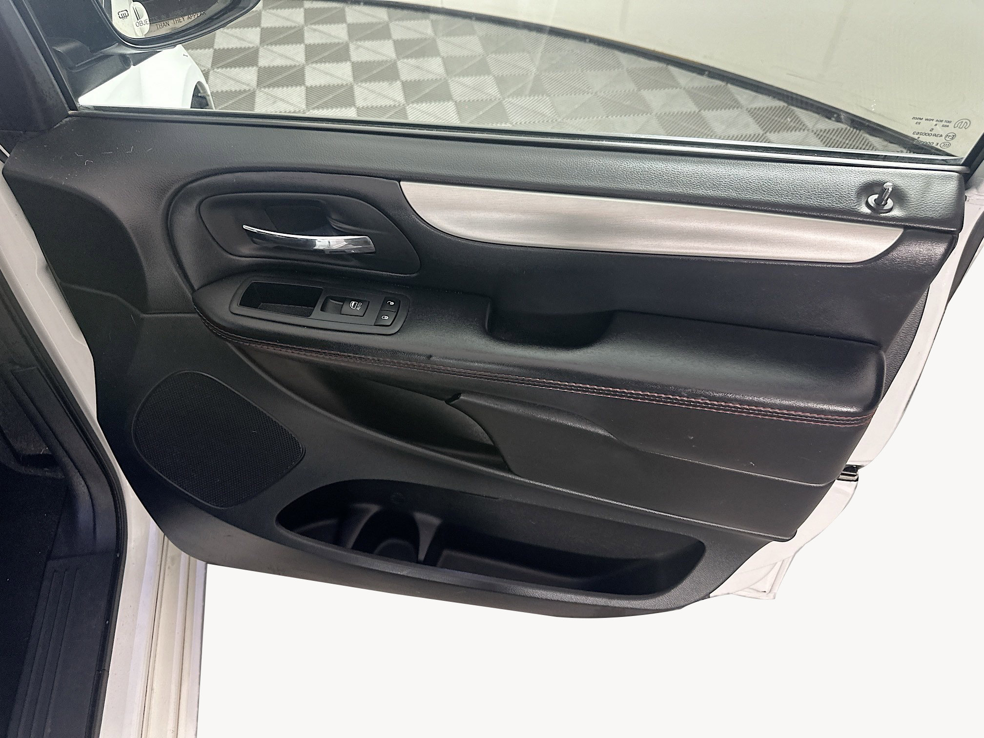 Used 2019 Dodge Grand Caravan GT FWD image 30