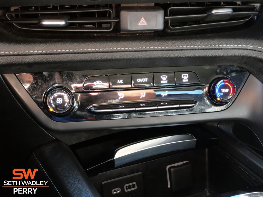 Used 2023 Buick Envision Preferred image 22