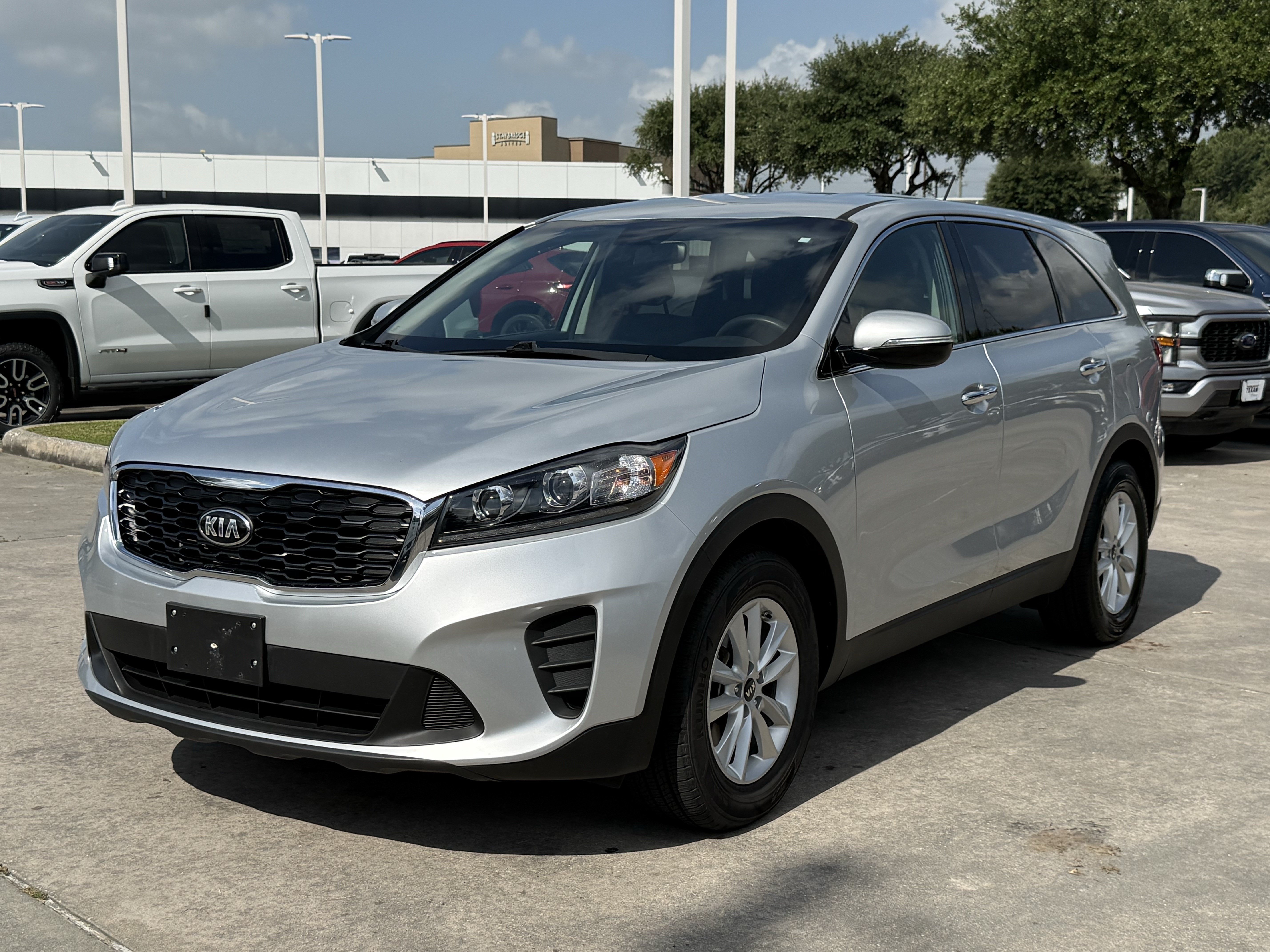 Used 2020 Kia Sorento FWD V6 image 10