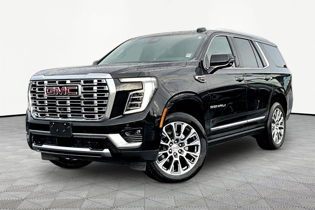 Used 2026 GMC Yukon Denali w/ Denali Reserve Package AWD/4WD image 1
