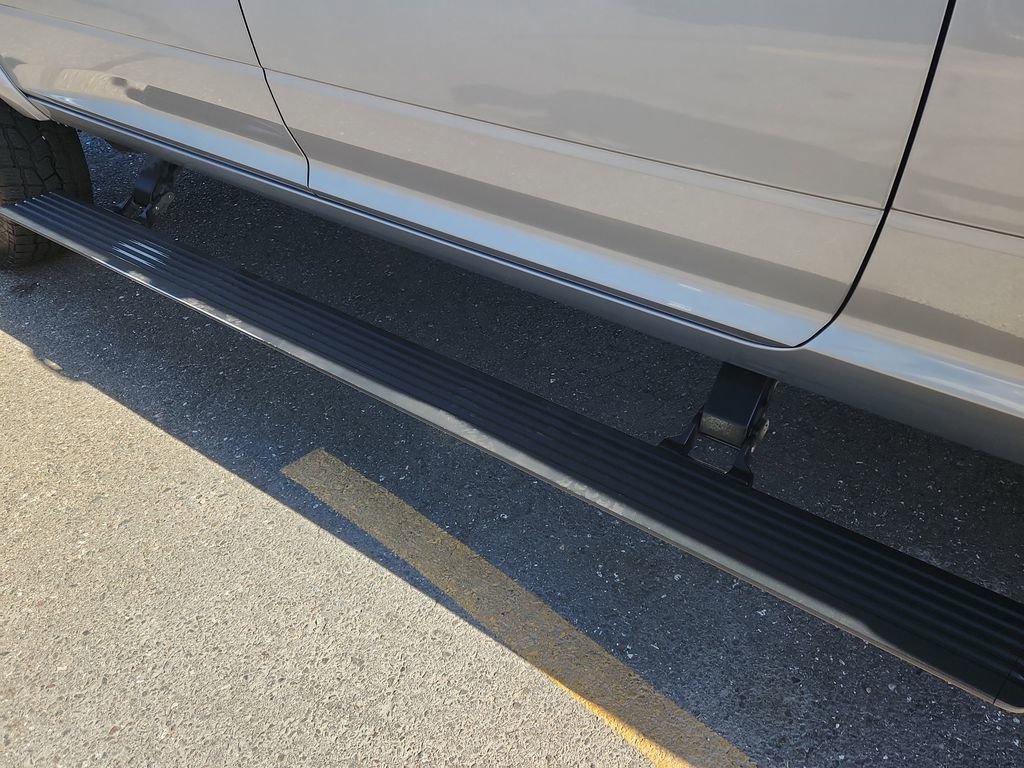 Used 2020 RAM 2500 Laramie AWD/4WD image 12