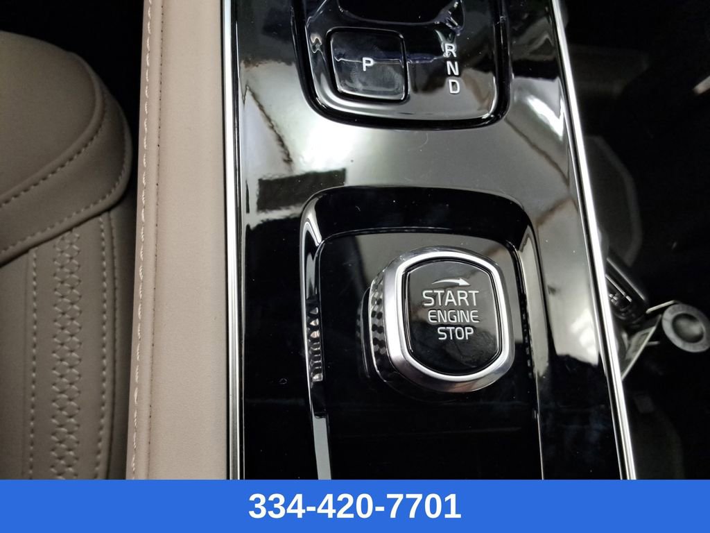 New 2026 Volvo XC90 B5 Plus image 28