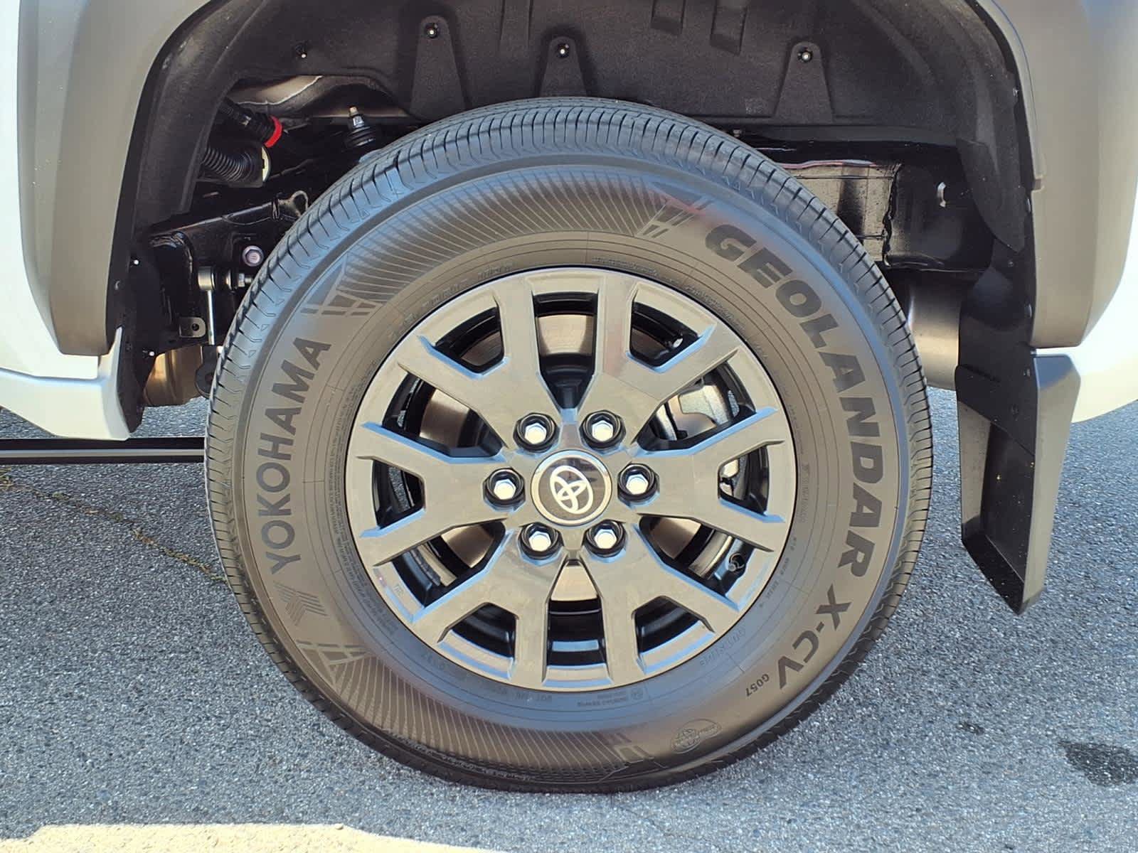 Used 2025 Toyota 4Runner SR5 RWD image 9