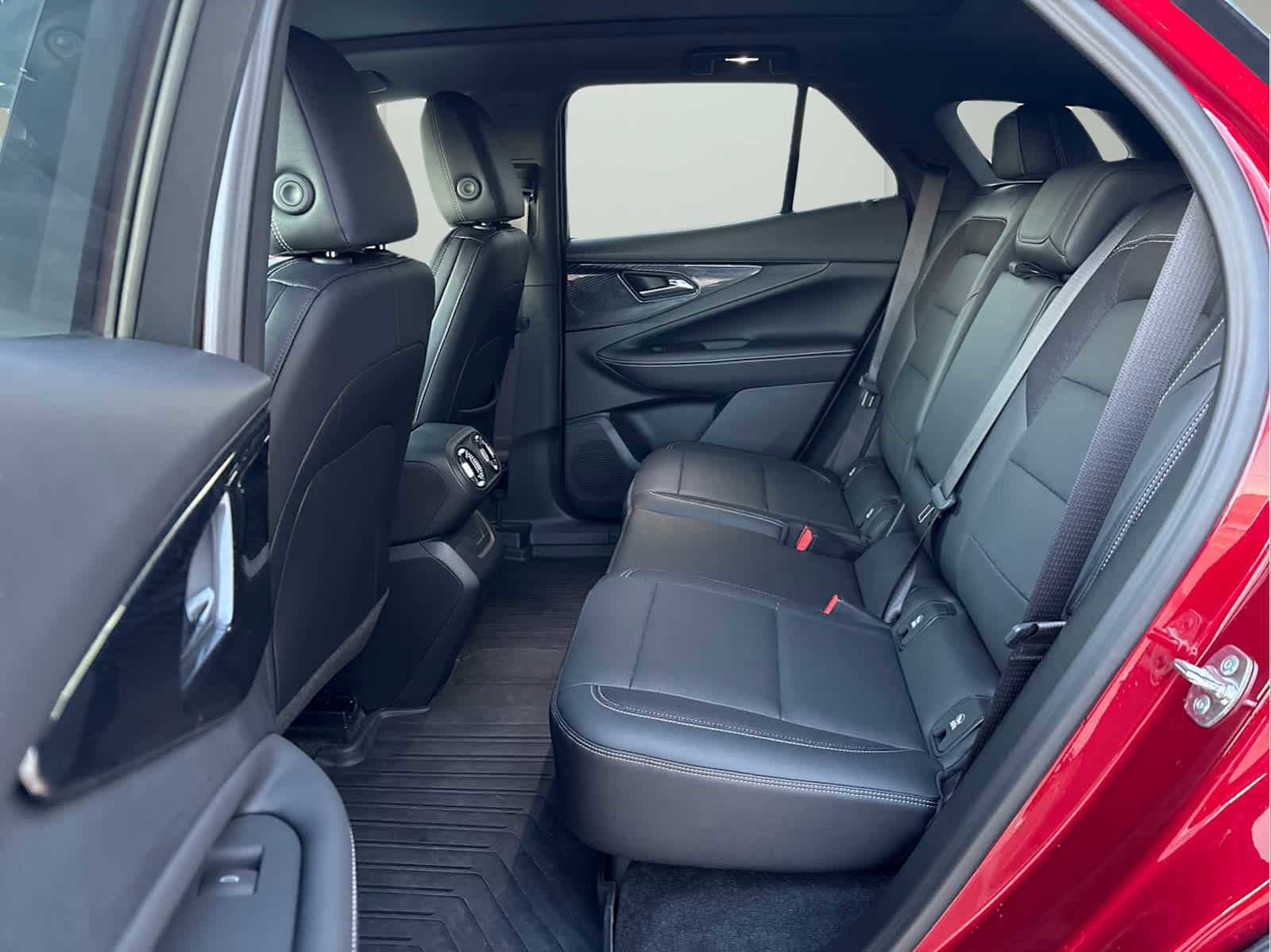 Used 2025 Chevrolet Blazer EV LT image 12