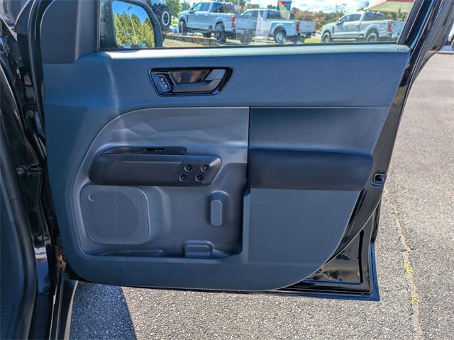 Used 2023 Ford Maverick XL image 30