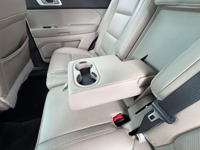 Used 2013 Ford Explorer Limited FWD image 18