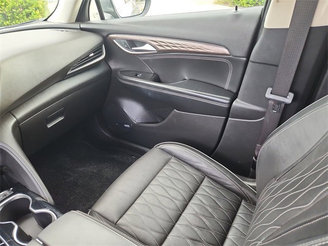 Certified 2021 Buick Envision Avenir w/ Technology Package II image 15