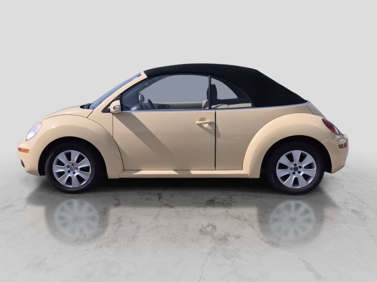 Used 2008 Volkswagen Beetle S FWD image 5