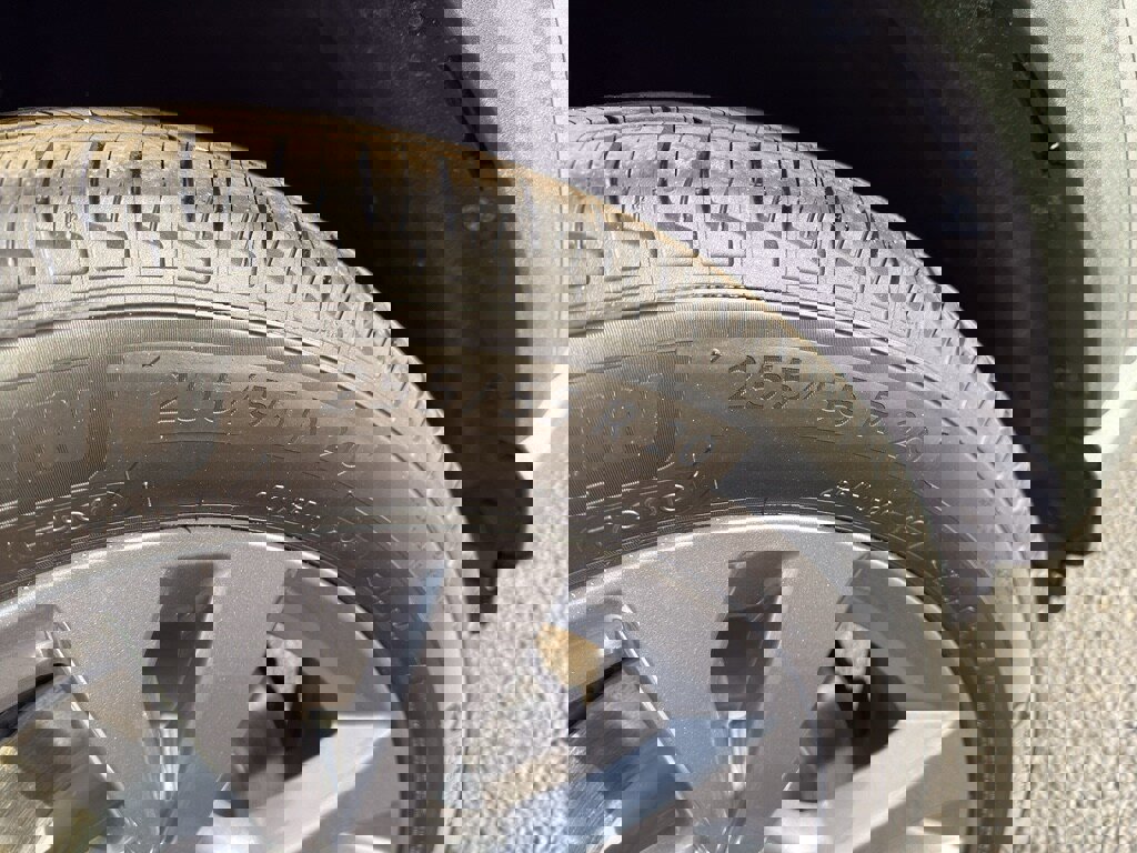 New 2026 Ford Explorer Active w/ Active Comfort Package image 12