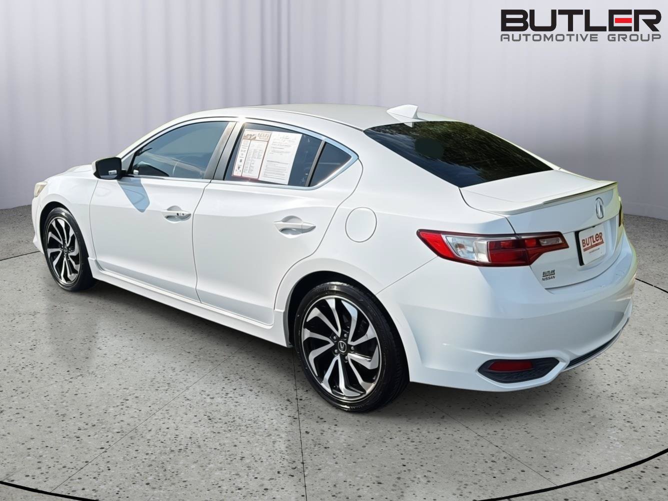 Used 2016 Acura ILX FWD image 4