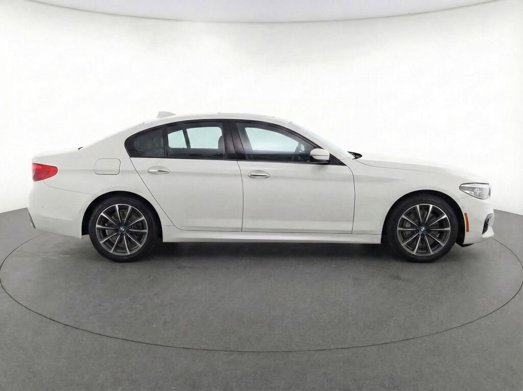 Used 2018 BMW 640i Gran Turismo xDrive image 8