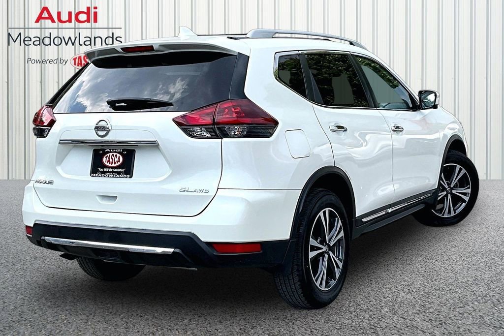Used 2018 Nissan Rogue SL w/ Premium Package AWD/4WD image 6