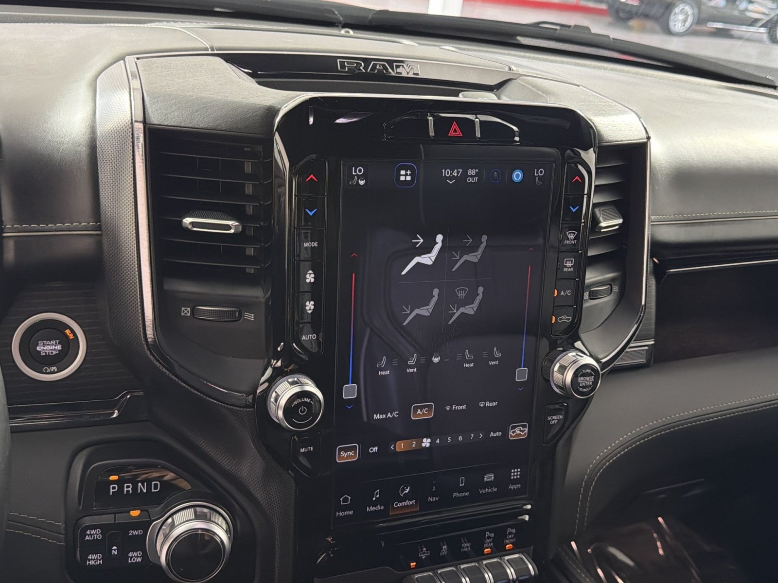Used 2022 RAM 1500 Limited w/ Body Color Bumper Group AWD/4WD image 21