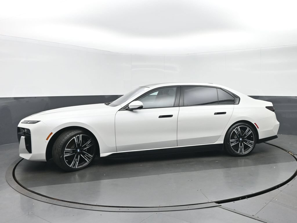 Used 2023 BMW i7 xDrive60 AWD/4WD image 6