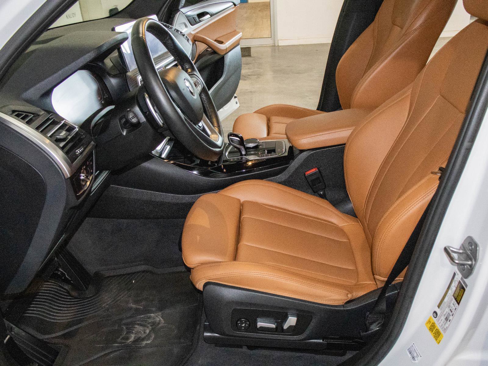 Used 2023 BMW X3 sDrive30i w/ Premium Package w/ZPA image 7