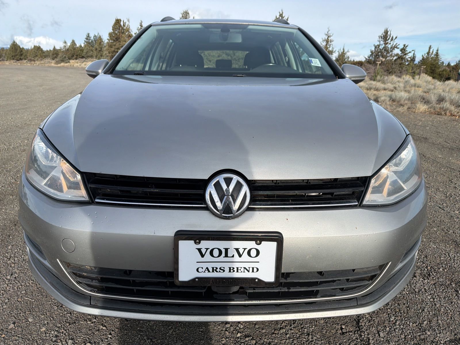 Used 2016 Volkswagen Golf Limited Edition image 6