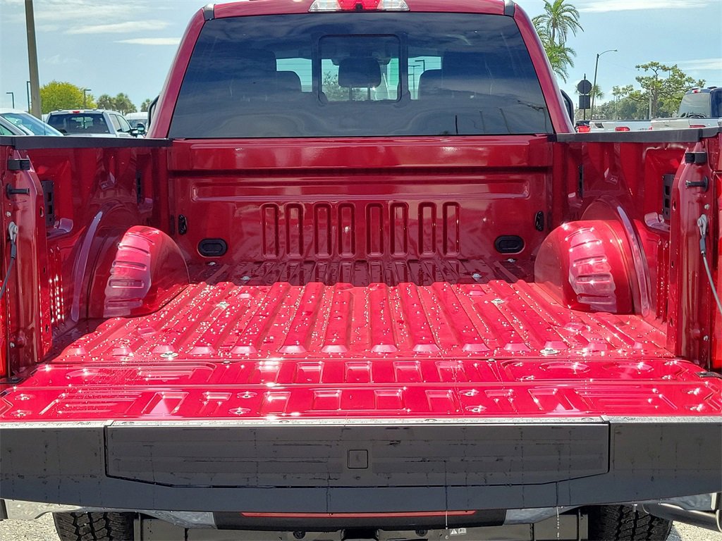 New 2026 Ford F250 4x4 Crew Cab Super Duty image 8