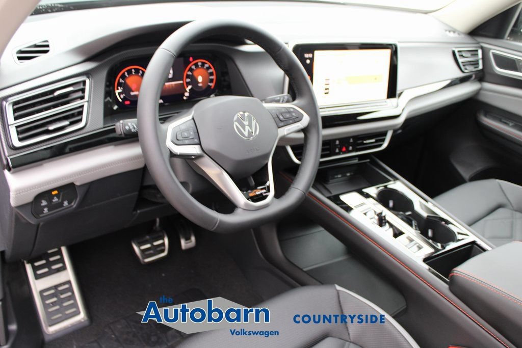 Used 2026 Volkswagen Atlas Peak Edition AWD/4WD image 8