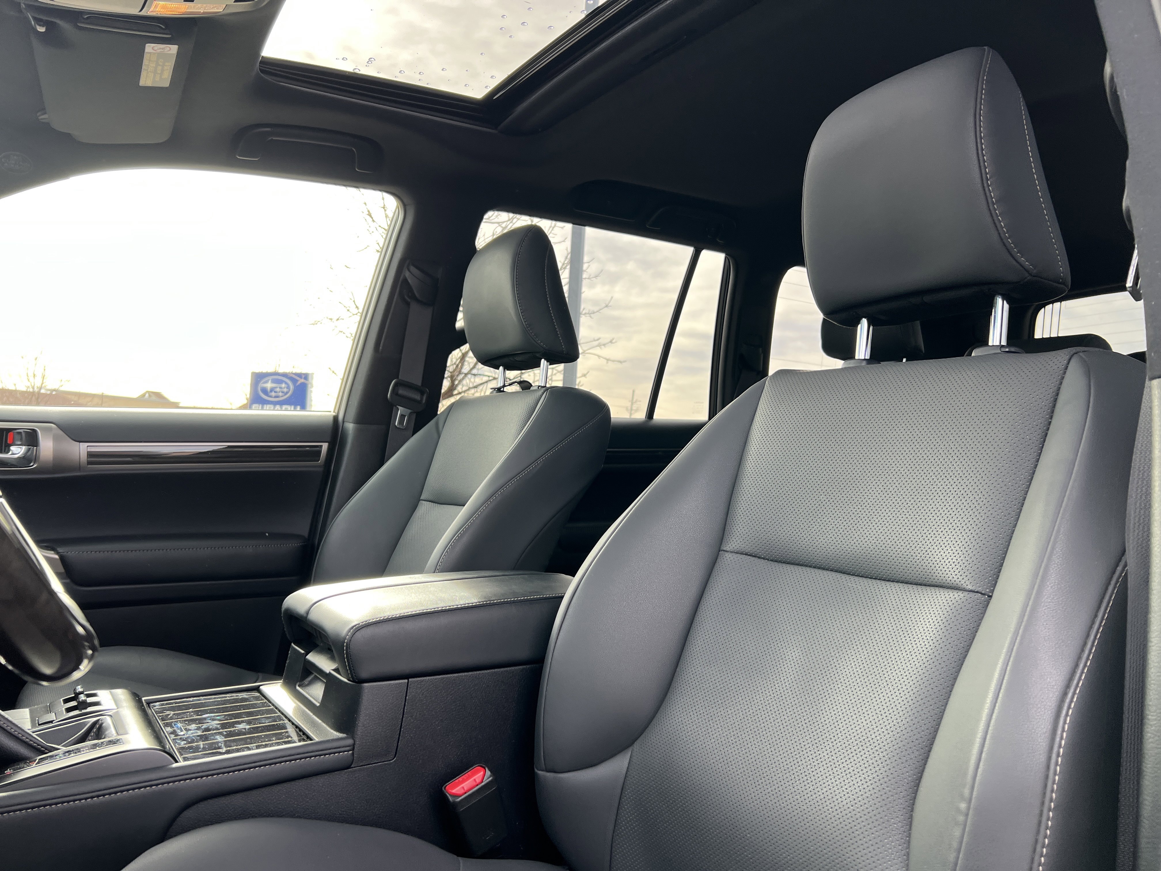 Used 2020 Lexus GX 460 Premium w/ Premium Package image 26