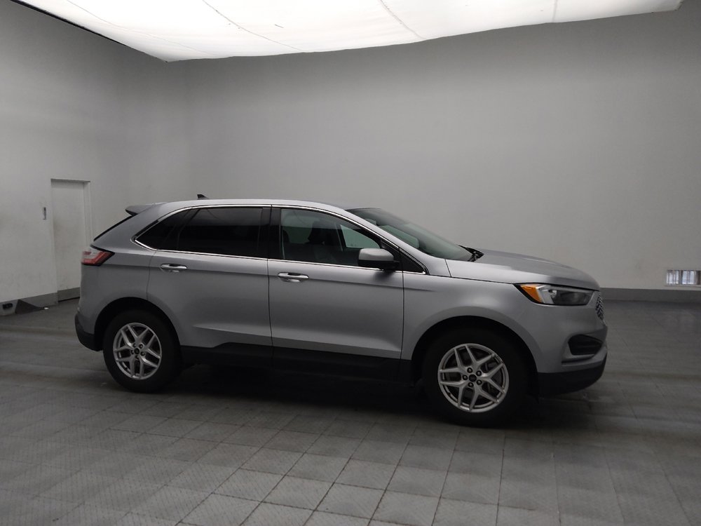 Used 2024 Ford Edge SEL image 11