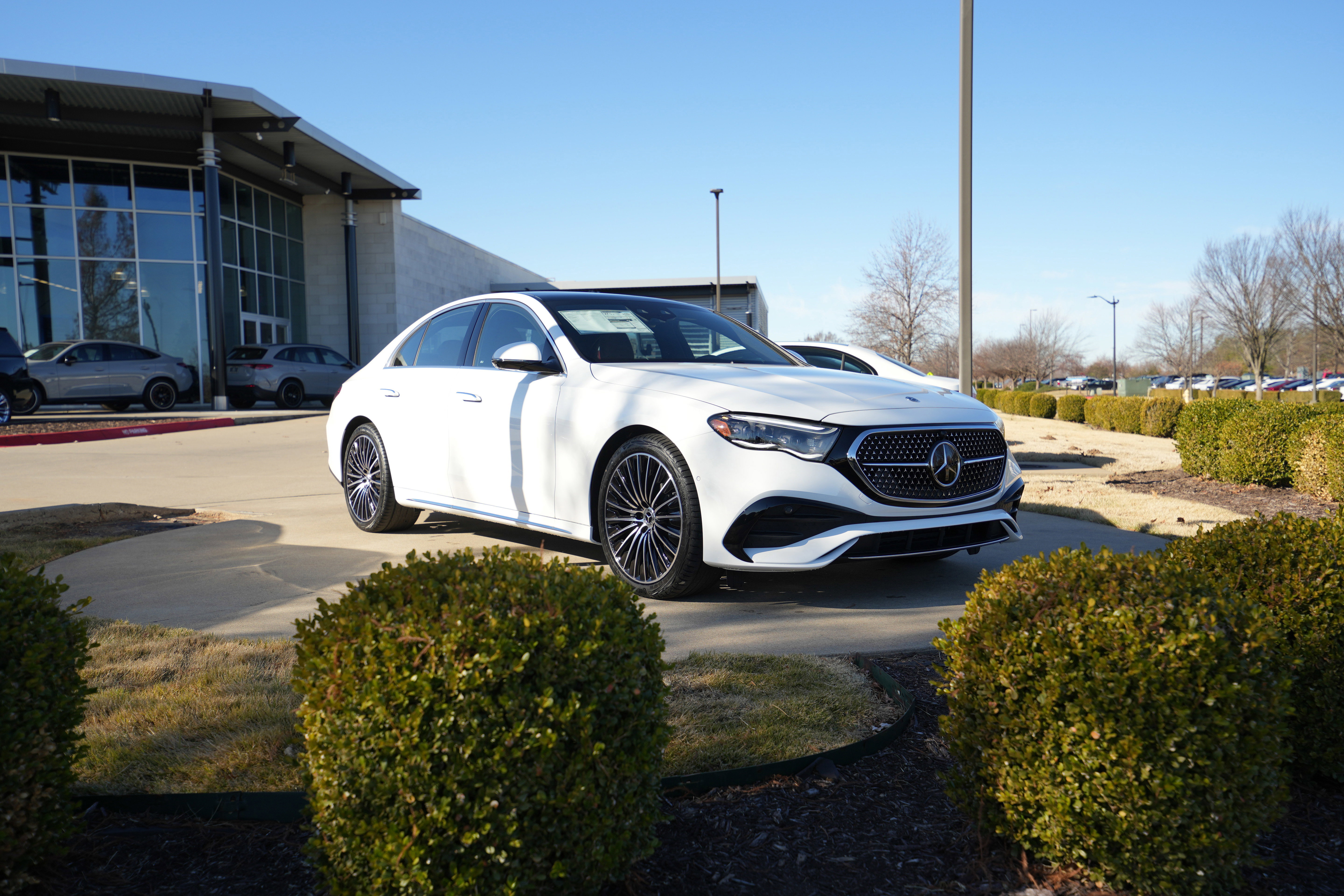 New 2026 Mercedes-Benz E 350 4MATIC Sedan image 9