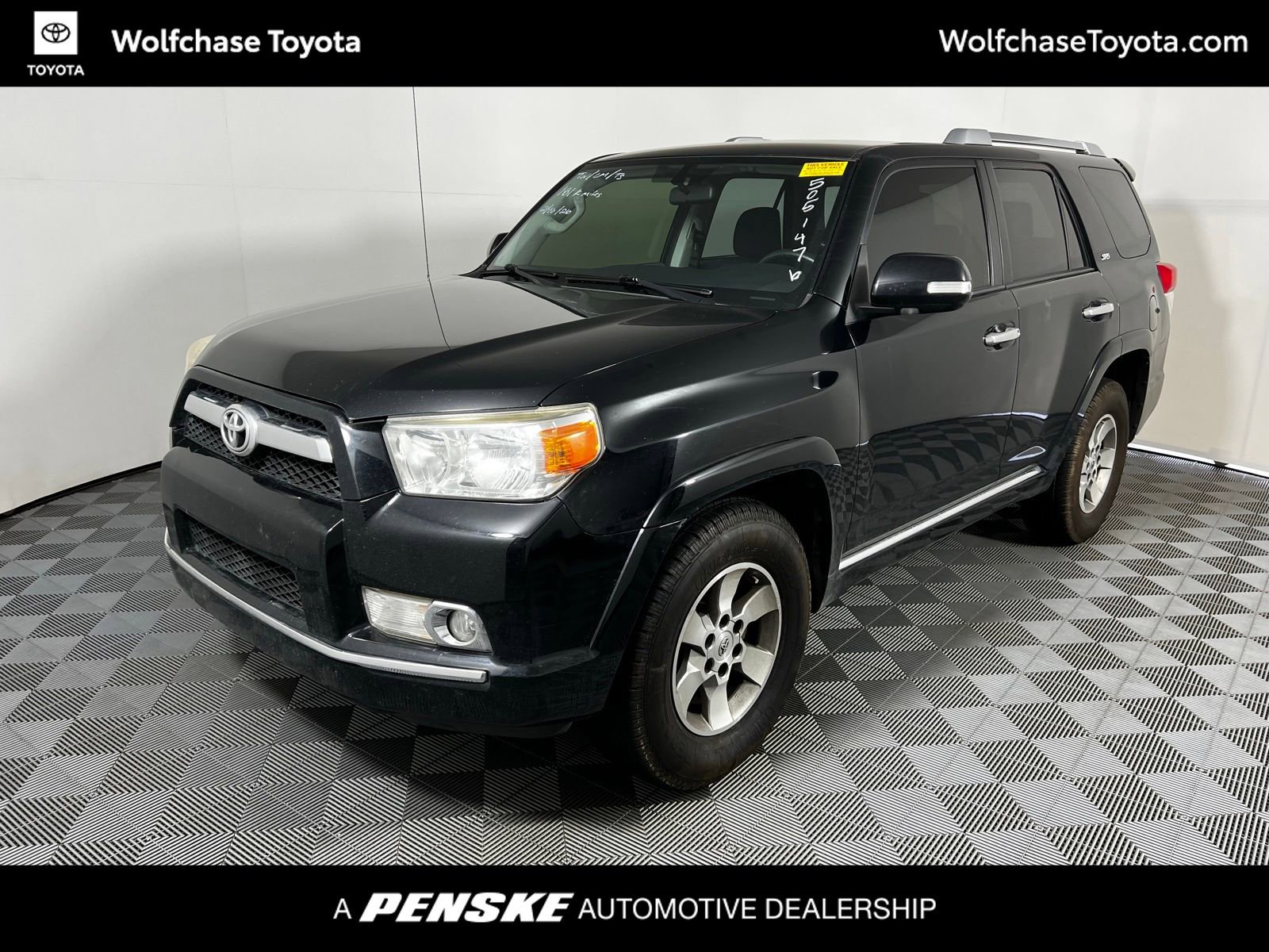 Used 2013 Toyota 4Runner SR5 image 1