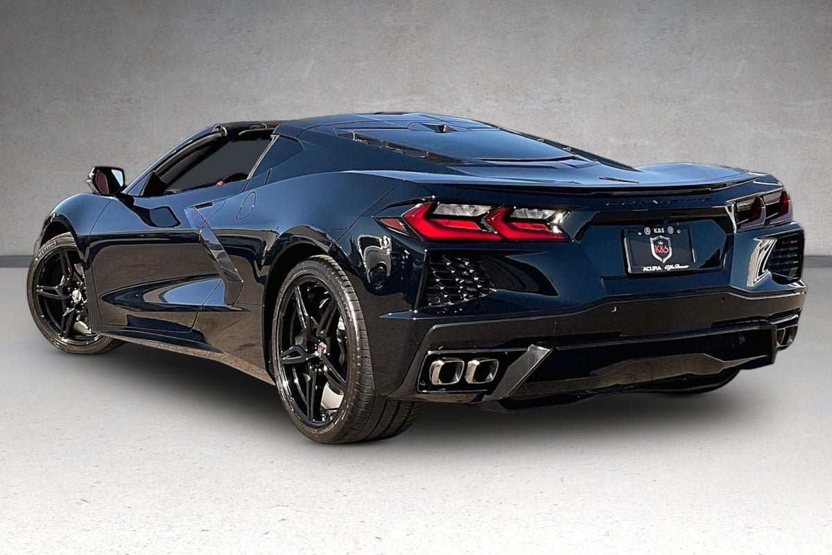 Used 2024 Chevrolet Corvette Stingray Preferred Cpe w/ 2LT RWD image 31