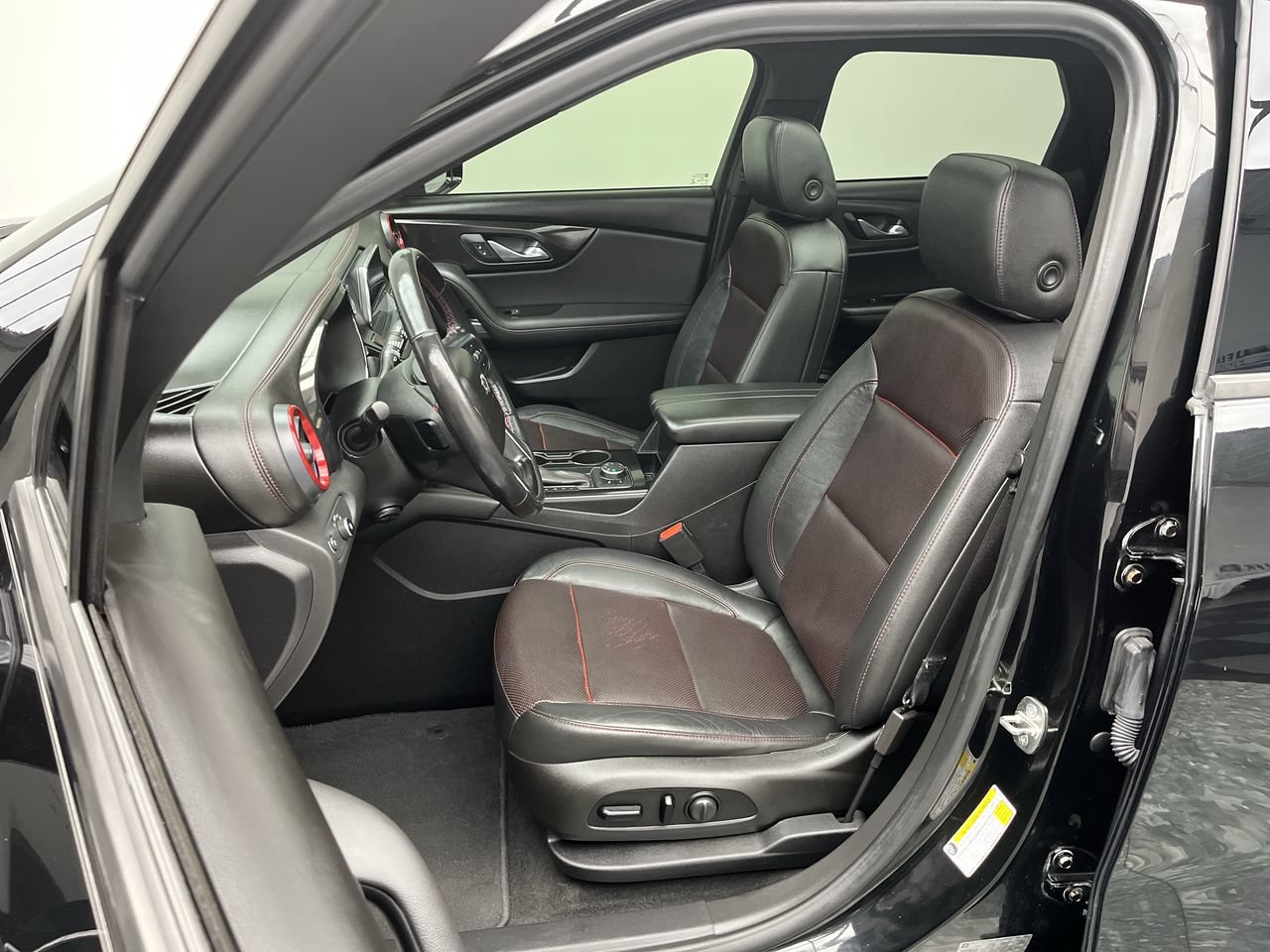 Used 2019 Chevrolet Blazer RS AWD/4WD image 10