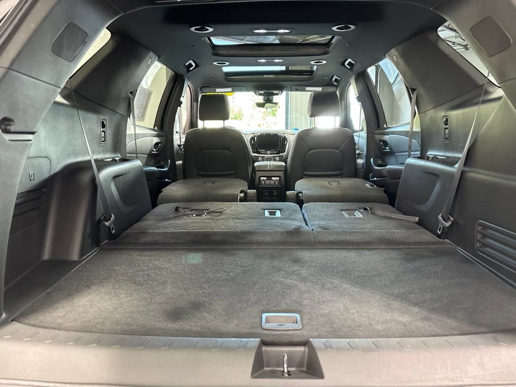 Used 2023 Chevrolet Traverse LT w/ LT Premium Package AWD/4WD image 56