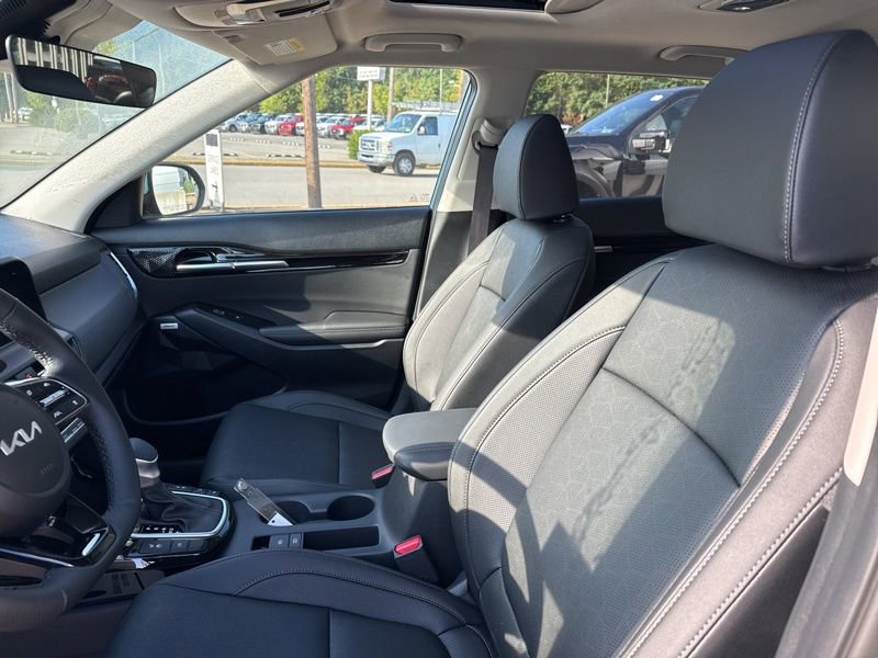 New 2026 Kia Seltos SX w/ SX Sunroof Package image 22