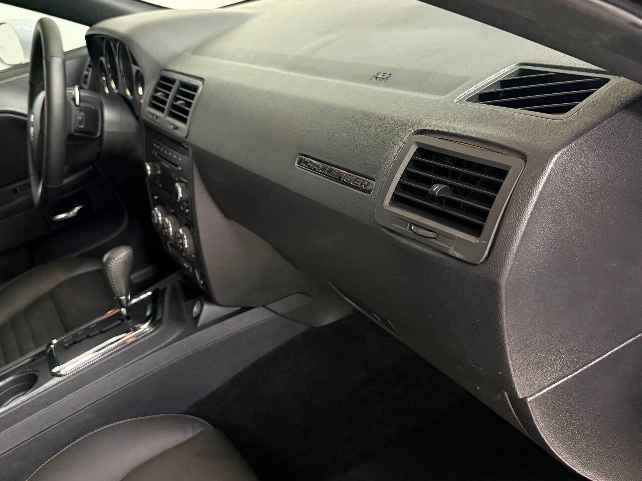Used 2012 Dodge Challenger SXT RWD image 22