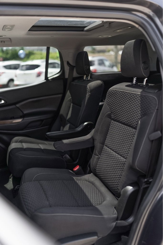 Used 2017 GMC Acadia SLE w/ Driver Alert Package I FWD image 10