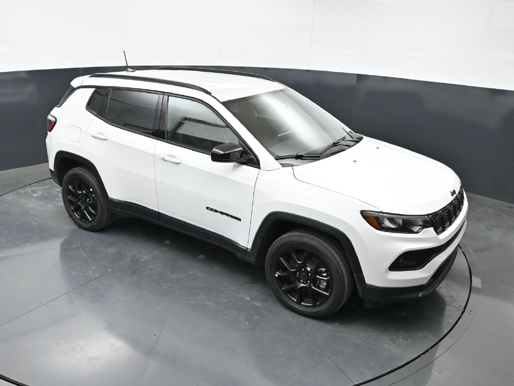 New 2026 Jeep Compass Latitude AWD/4WD image 33