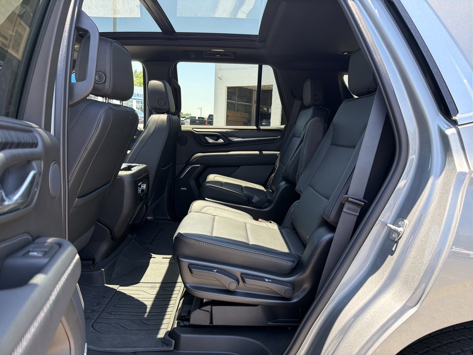 Used 2024 GMC Yukon Denali w/ Max Trailering Package AWD/4WD image 30
