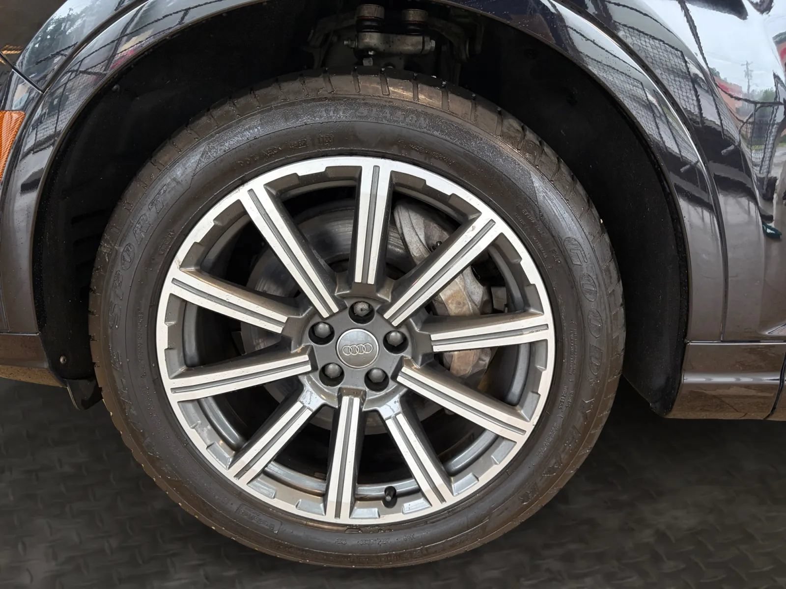 Used 2017 Audi Q7 3.0T Premium Plus AWD/4WD image 38