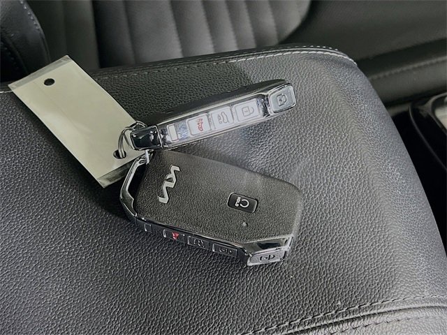 Used 2024 Kia Sportage SX image 32